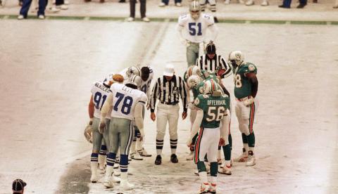 thanksgiving day NFL dallas miami