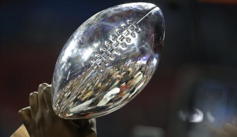 Super Bowl-trophy-LIV