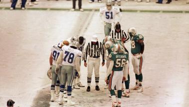 thanksgiving day NFL dallas miami